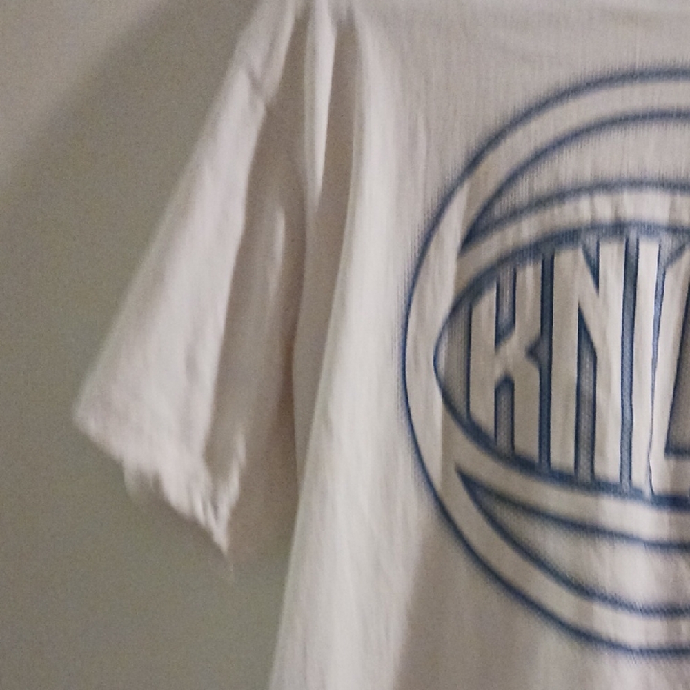 SPECIAL 2/$25 White Knicks Graphic T-Shirt - Picture 4 of 6